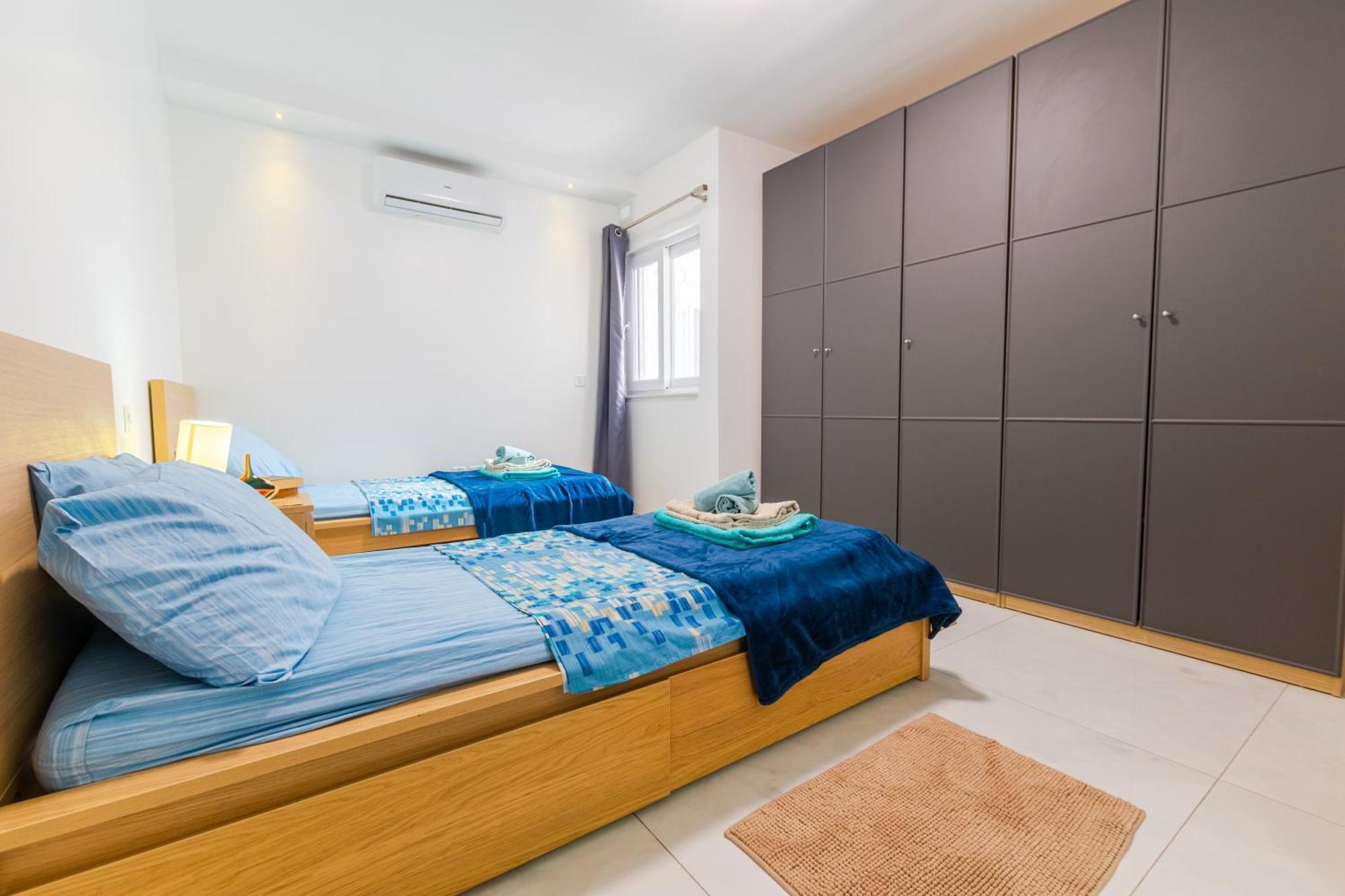 New Spacious Apartment With Amazing View Bugibba San Pawl il-Baħar Kültér fotó