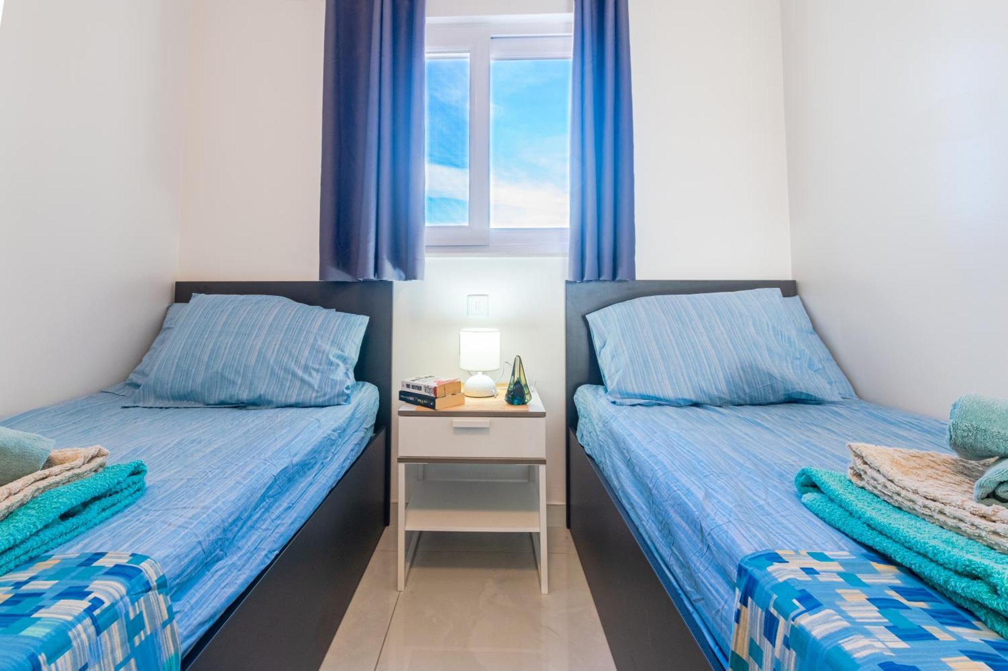 New Spacious Apartment With Amazing View Bugibba San Pawl il-Baħar Kültér fotó